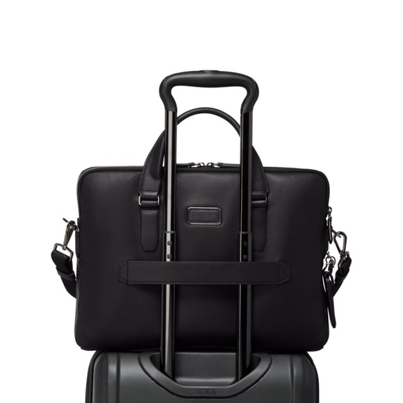 Tumi Sycamore Black Leather Brief Case - Picture 1 of 6